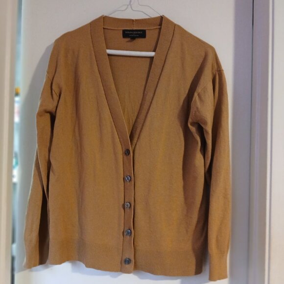 Banana Republic Factory Women's Forever Sweater Camel SZ M GUC - Picture 1 of 7